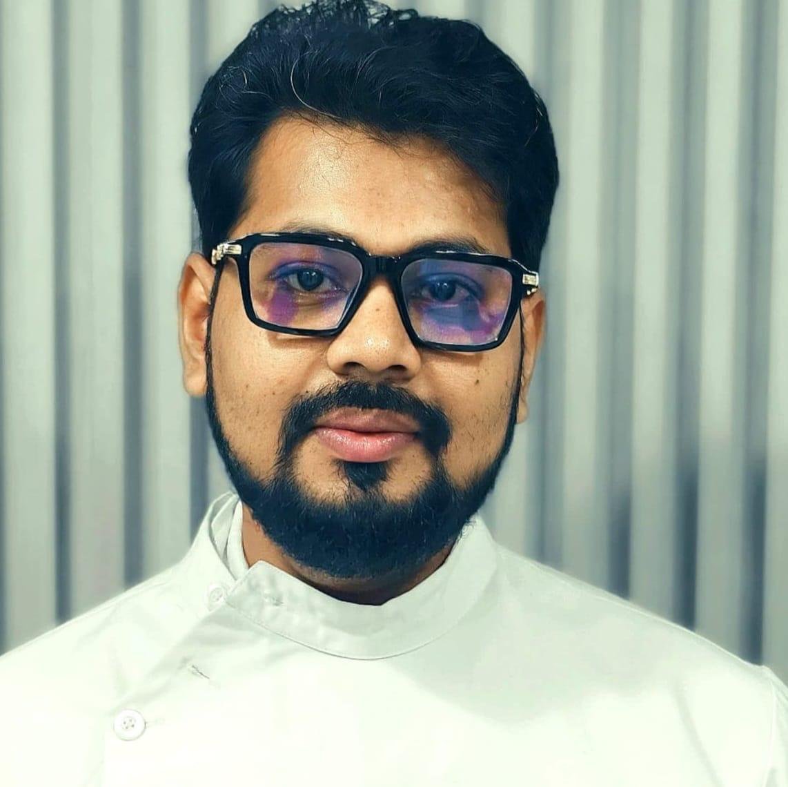 Dr. Kumar Ankitt
